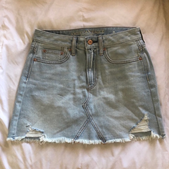 American Eagle distressed denim skirt - Picture 2 of 2